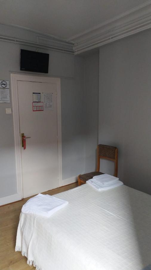 Pension Manoli Bilbao Exterior photo